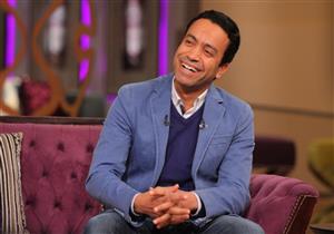 في عيد ميلاده.. سامح حسين عمل نقاشًا ونجا من الموت بأعجوبة