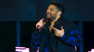 محمد حماقي يكشف سر ابتعاده 3 سنوات وكواليس مشاركة ابنته في ألبوم "سمعوني" (فيديو)