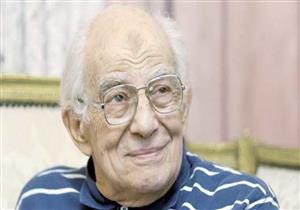 "ترتدي ملابس خضراء".. رشوان توفيق يحكي رؤية عن دلال عبدالعزيز قبل وفاتها بـ 4 أعوام