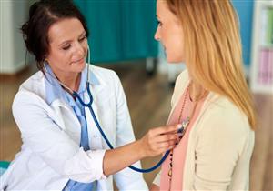 ما سبب زيادة خطر إصابة النساء ببعض الأمراض؟