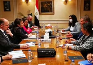 وزير قطاع الأعمال يبحث مع وزيرة الاقتصاد البلغارية فرص التعاون المشترك