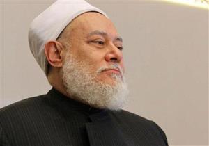 هل يجوز لمن رأي سيدنا النبي في المنام أن يوصفه؟.. علي جمعة يجيب (فيديو)