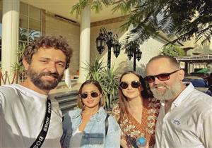 كريم محمود عبد العزيز يهنئ شقيقه بعقد قرانه.. بهذه الطريقة