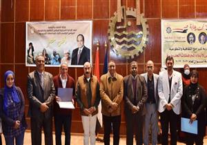 بمشاركة 200 شاب وفتاة.. محافظ أسوان في حوار مفتوح مع شباب "أهل مصر" (صور)