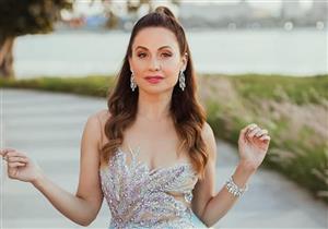 ريا أبي راشد بإطلالة شتوية أنيقة