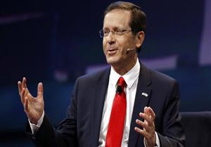 الرئيس الإسرائيلي يهنئ ولي عهد أبوظبي هاتفيا بعيد اتحاد الإمارات الذهبي