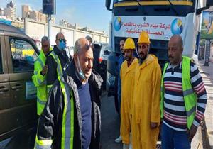 صور.. رئيس "القابضة للمياه" يتابع استعدادات الإسكندرية لـ"نوة قاسم"