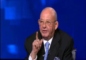 رئيس النقض ينعى وفاة المستشار مقبل شاكر: "رمزًا شامخًا للقضاء"