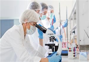 السعودية: حوالي 70% من إصابات كورونا بسبب التجمعات داخل المنازل