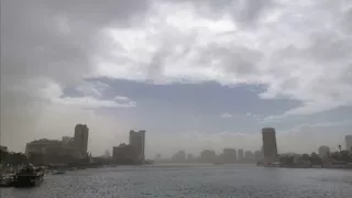 طقس الساعات المقبلة.. الأرصاد تحذر من حالة عدم استقرار وأمطار رعدية 