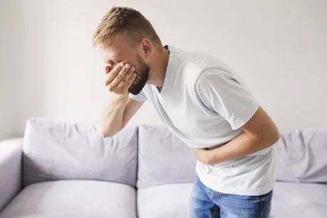 كيف أعرف أن الغثيان بسبب القولون؟- إليك الإجابة          