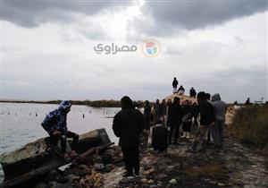 "ماسكين إيد بعض".. انتشال جثث 3 أطفال من ضحايا مركب الإسكندرية