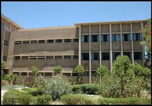 مدير مستشفى الصدر بسوهاج: تناقص أعداد المصابين بكورونا ونسبة الشفاء مرتفعة