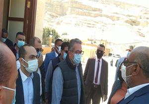 وزير الآثار يكشف عن أعمال تطوير منطقة معبد أتريبس الأثرية بسوهاج