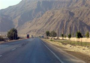 إعادة فتح طريق "الزاعفرنة-العين السخنة" عقب تحسن الأحوال الجوية