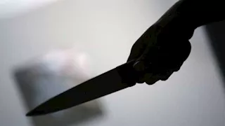 مكالمة كشفت المأساة.. تفاصيل مقتل سيدة على يد زوجها بـ21 طعنة ببورسعيد