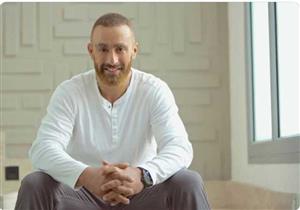 أحمد السقا يظهر  بصورة جديدة في كواليس "نسل الأغراب".. والجمهور يعلق