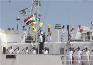 القوات البحرية السودانية تستقبل سفينة حربية روسية