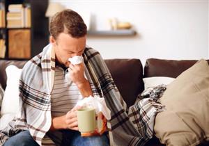 لماذا يعاني البعض من استمرار أعراض الإنفلونزا؟.. دراسة تجيب