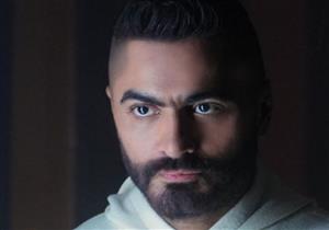 تامر حسني ينشر صورًا من كليب "غني وسمعني"