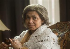 لبنى ونس: "اعتزلت 15 سنة ورجعت للتمثيل كومبارس بـ400 جنيه"