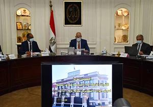 وزير الإسكان يوجه بالتوسع في تركيب عدادات المياه مسبقة الدفع