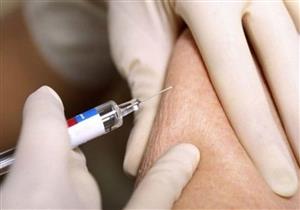 فيديو.. كبار السن وأصحاب الأمراض المزمنة يواصلون تلقي لقاح كورونا