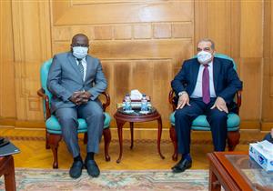 وزير الإنتاج الحربي يبحث مع وفد غيني سبل تعزيز التعاون المشترك
