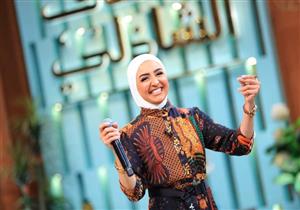 هلا رشدي بعد مشاركتها في مكتوب عليا:"أكرم حسني من أنقى الشخصيات"