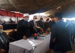 صور.. وزير الأوقاف ومحافظ جنوب سيناء يكرمان حفظة القرآن الكريم