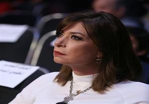 منال سلامة تنشر صورة لنجلها بعد إجرائه عملية: "شغلنتنا مفيهاش رحمة"