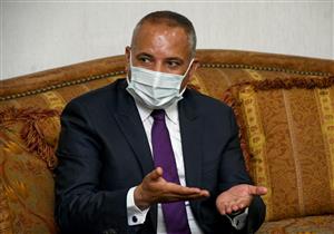 أحمد موسى يقترح على الحكومة شراء أردب القمح بـ900 جنيه.. وزير الزراعة: "مش عايزين نسبق الأحداث"