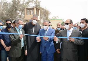 بالصور.. محافظ سوهاج يفتتح الوحدة البيطرية بالصوامعة شرق 