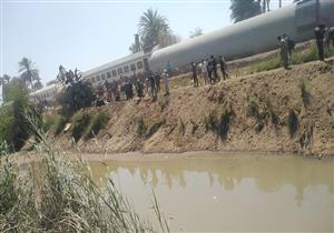 تصادم قطارين في سوهاج.. وأنباء عن سقوط ضحايا (صور)