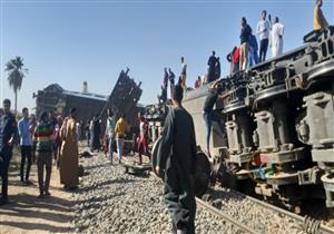 "المصريين بالخارج" ينعي ضحايا حادث قطاري سوهاج ويتمنى الشفاء للمصابين