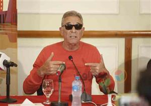 "إني كسير القلب"..محمود حميدة يبكي وهو ينشد قصيدة فؤاد حداد"الحمل الفلسطيني"