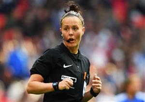 ريبيكا ويلش.. أول امرأة تحكم مباراة في الدوري الإنجليزي