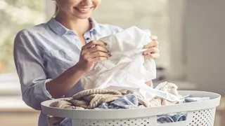 7 طرق للحفاظ على الملابس البيضاء من الاصفرار