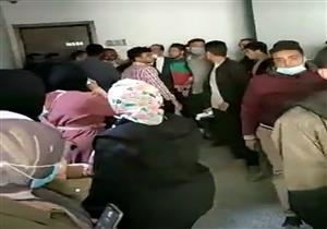 بعد رسوب عدد كبير.. تظلم طلاب جامعة خاصة بسوهاج على نتيجة التيرم الأول (صور)