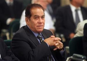 بكري: لهذا السبب طُلب من كمال الجنزوري عدم الذهاب إلى المسجد في عهد مبارك