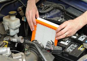 أبرز 4 مشاكل يسببها تلف فلتر هواء السيارة.. أبرزها "زيادة استهلاك الوقود" 