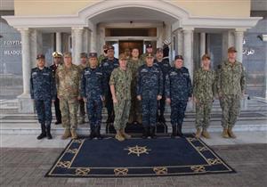  قائد القوات البحرية يلتقي قائد القوات البحرية للقيادة المركزية الأمريكية وقائد الأسطول الخامس الأمر