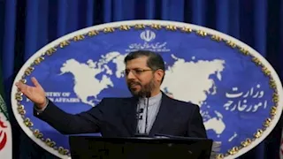 رغم ضربات أمريكا.. وزير خارجية إيران: البرنامج النووي لا يزال سليمًا وسنحميه