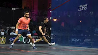 بالفيديو.. سميح ساويرس يتابع بطولة الجونة الدولية للإسكواش