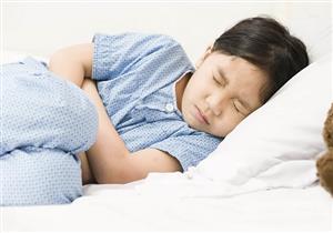 مع دخول الصيف.. كيف تحمين طفلِك من الإصابة بالنزلة المعوية؟ (فيديوجرافيك)