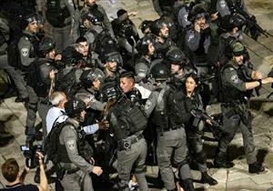 اشتباكات واعتقالات بعد هتاف "الموت للعرب".. ماذا يحدث في القدس؟