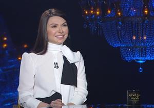 منى عبدالوهاب: "محدش ملى عيني من الرجالة.. ولست معقدة من الارتباط"