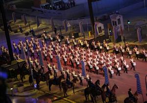 موكب المومياوات الملكية.. محافظ القاهرة يكرم الجنود المجهولين وراء نجاح نقل المومياوات