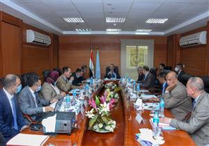 صور.. محافظ الإسكندرية يترأس اجتماع مجلس إدارة المنطقة الحرة