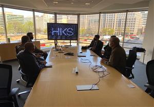 برج أيقوني بارتفع 250 مترا.. وزير الإسكان يواصل اجتماعاته مع مصممي أبراج العلمين الجديدة بواشنطن